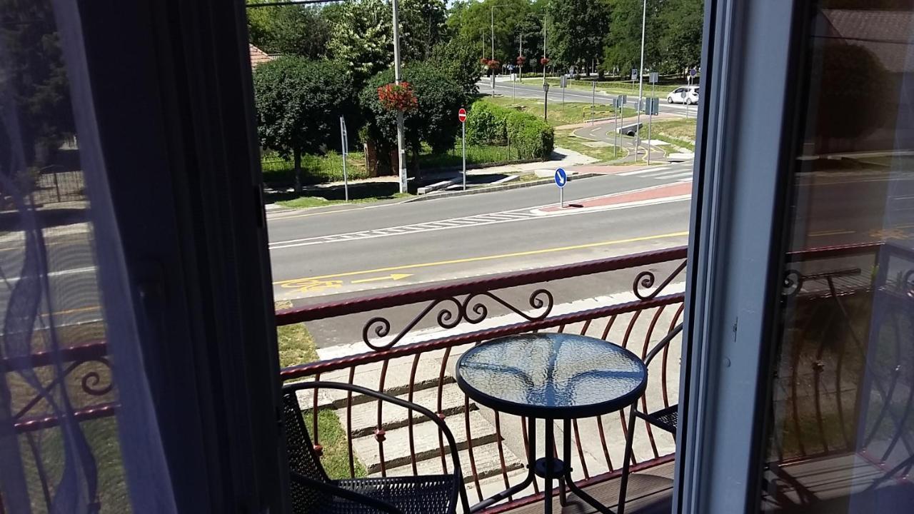 Alfa Apartman Harkány Zewnętrze zdjęcie