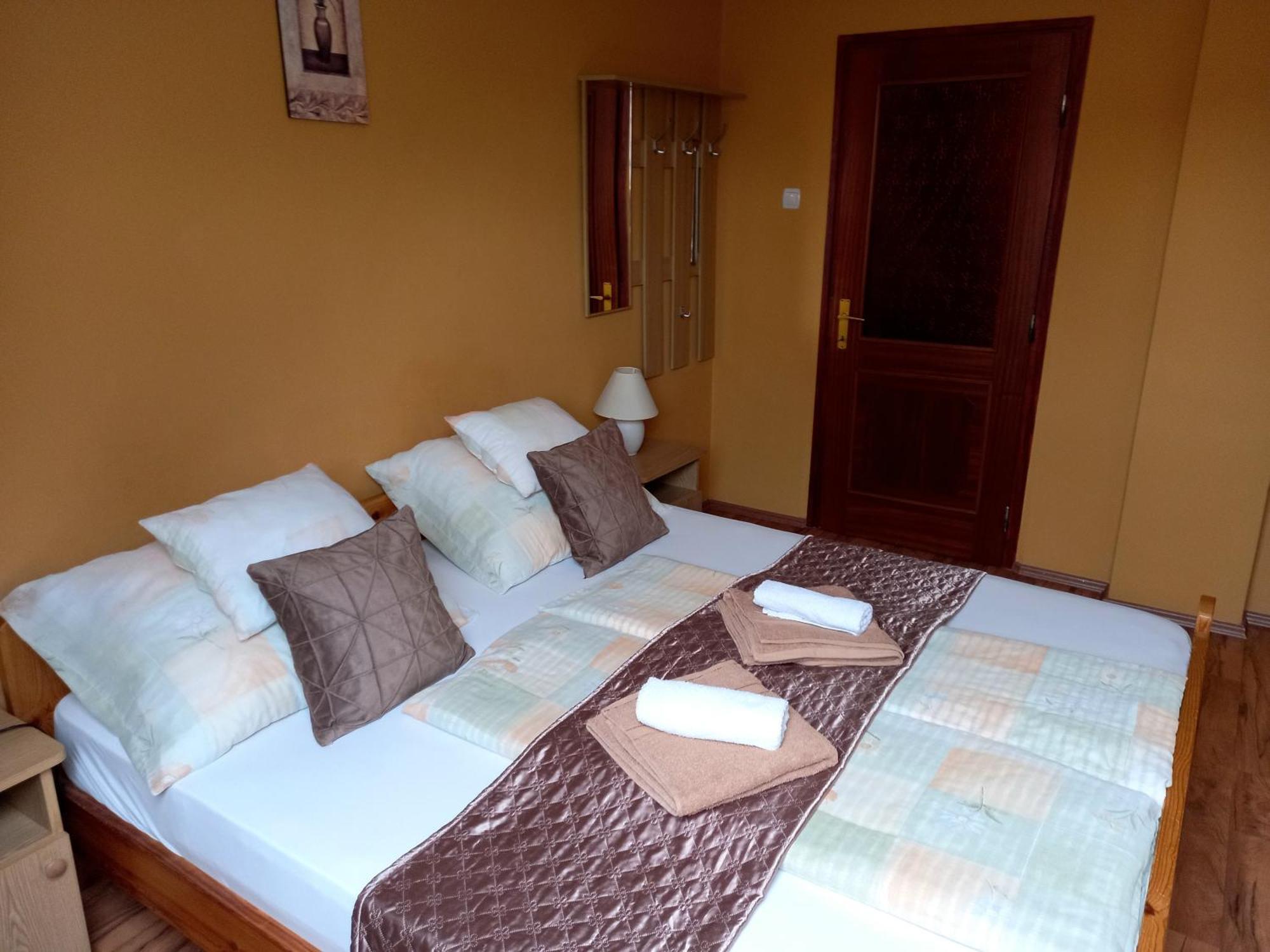 Alfa Apartman Harkány Zewnętrze zdjęcie