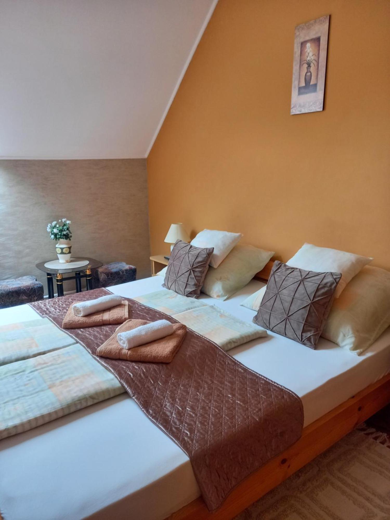 Alfa Apartman Harkány Zewnętrze zdjęcie